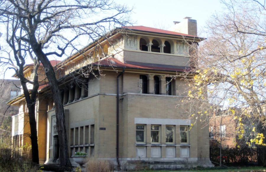 Frank Lloyd Wright’s Heller House is on sale in Kenwood.