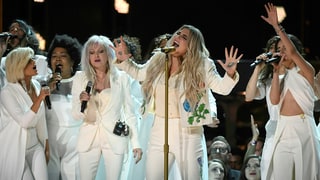 Kesha performed her Grammy-nominated single Praying wearing all white as part of the evenings stand in solidarity with the #MeToo movement.