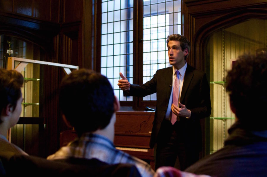 Daniel+Biss%2C+who+is+running+for+the+Democratic+nomination+for+governor+of+Illinois%2C+discusses+his+campaign.