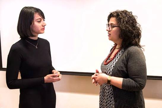 Pari Karim, training director of the Chicago Center for Conflict Resolution, discusses mediation strategies at the Peacebuilding Projects inaugural event.