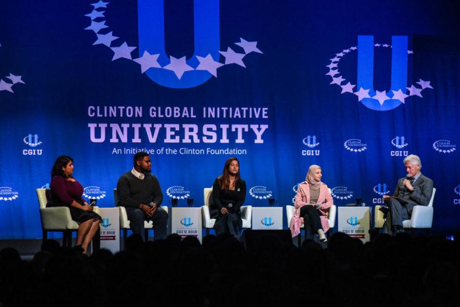 Former+President+Bill+Clinton+speaks+with+panelists+at+the+11th+annual+Clinton+Global+Initiative+University.