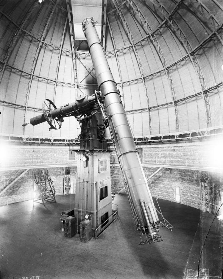 Yerkes Observatorys 40-inch refracting telescope inside the Observatory.