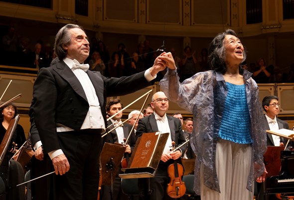 Mitsuko Uchida graced the CSO with her renditions of Mozart, with conductor Riccardo Muti and the orchestra accompanying.