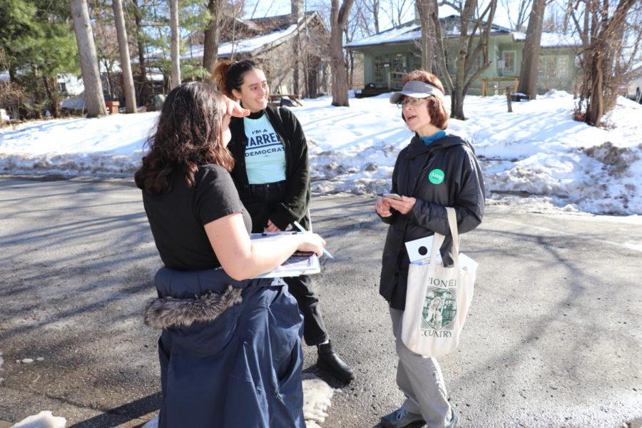 UChicago for Warren volunteers run into a volunteer for Amy Klobuchar out canvassing in Des Moines.