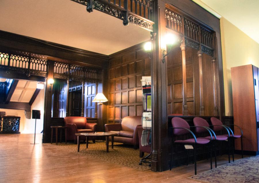The lobby of the University of Chicagos Career Advancement offices.
