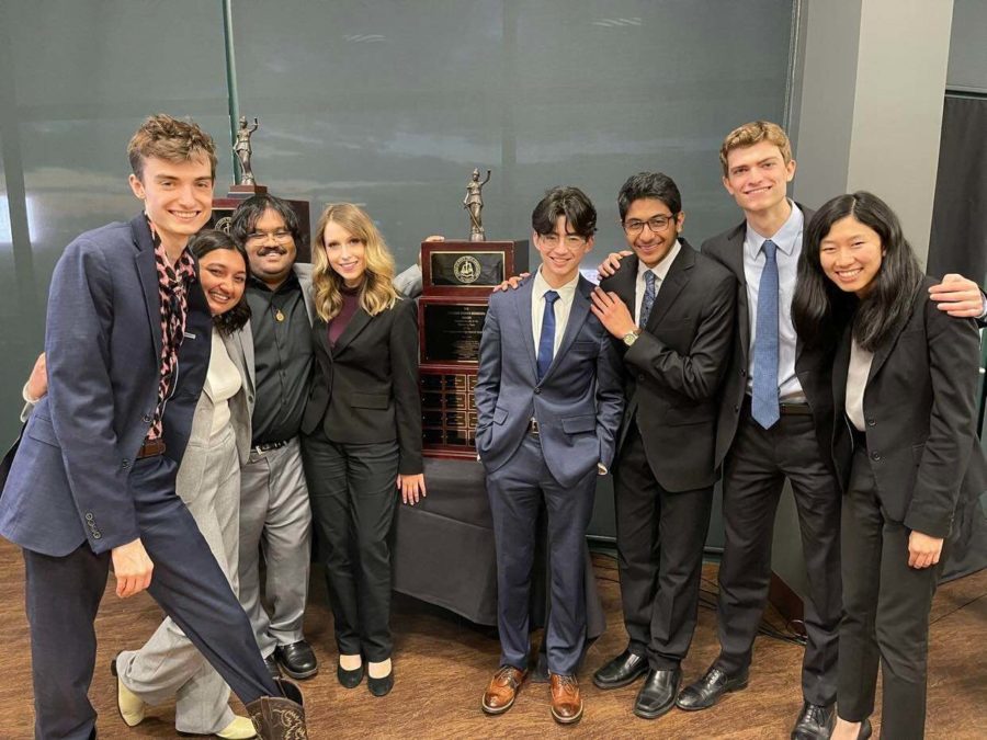 Chicago+Mock+Trial+A+Team+Finishes+Runner-Up+at+Nationals