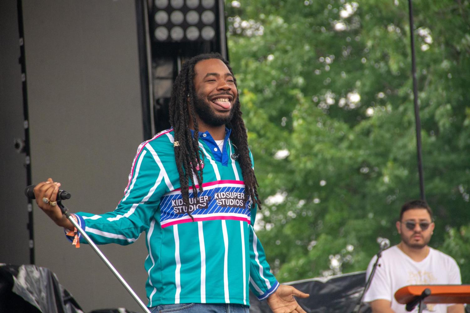 DRAM rapping at Pitchfork.