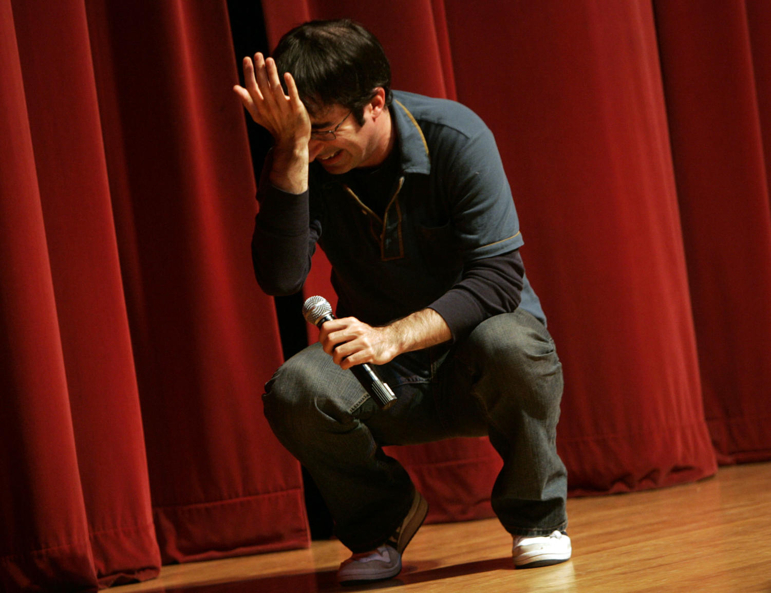 Comedian and Daily Show Senior Correspondent John Oliver performs standup at Mandel Hall on Saturday night.