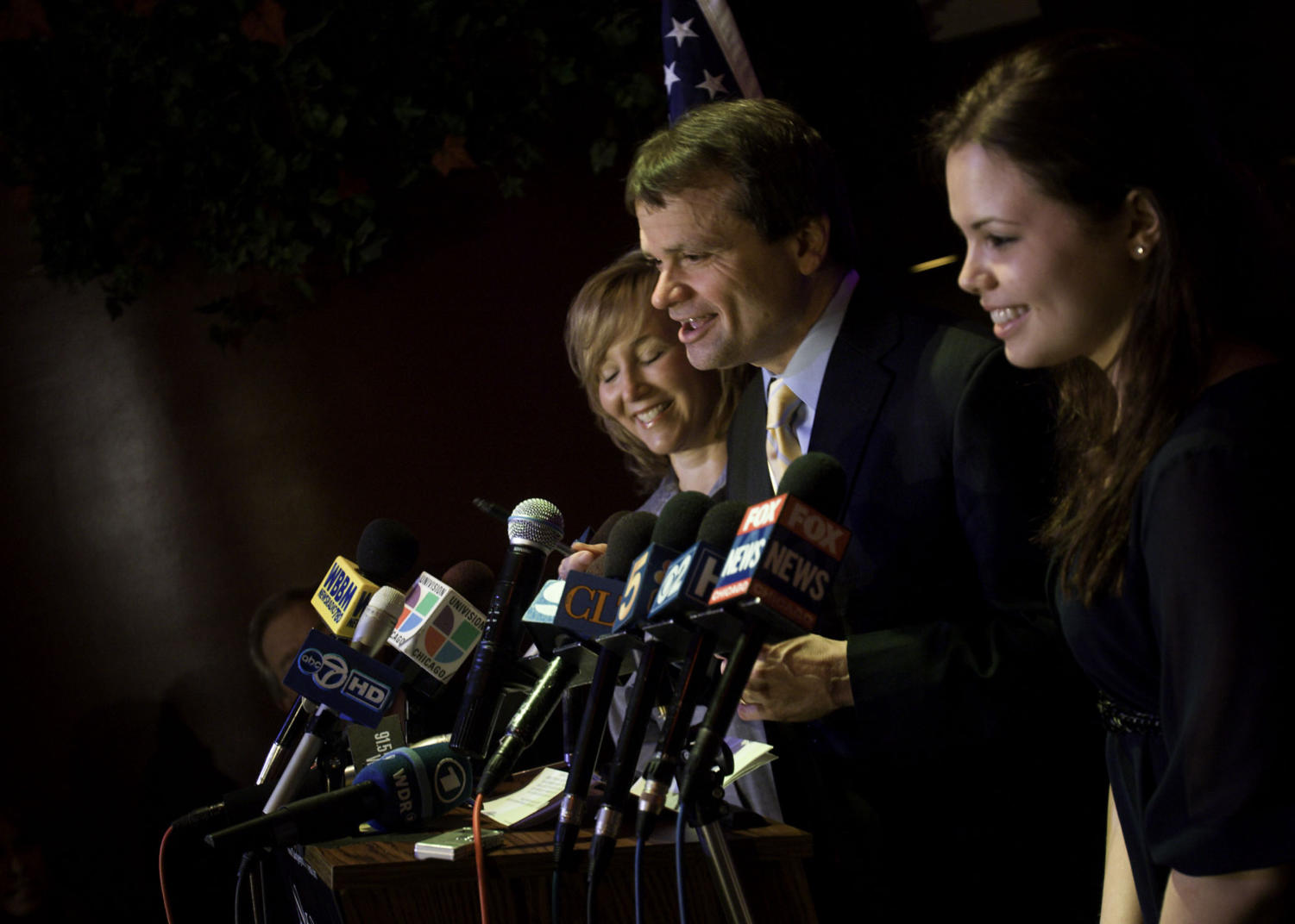 Mike Quigley delivers his victory speech at Wrigleyville brewery Red Ivy.