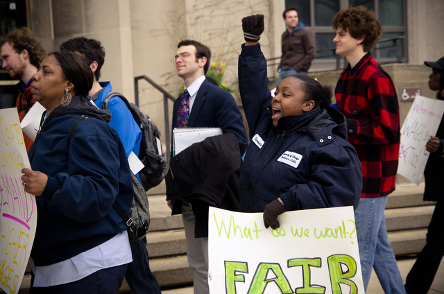 South campus housekeeping worker Taresha Cox rallies Thursday afternoon outside the Admin building.