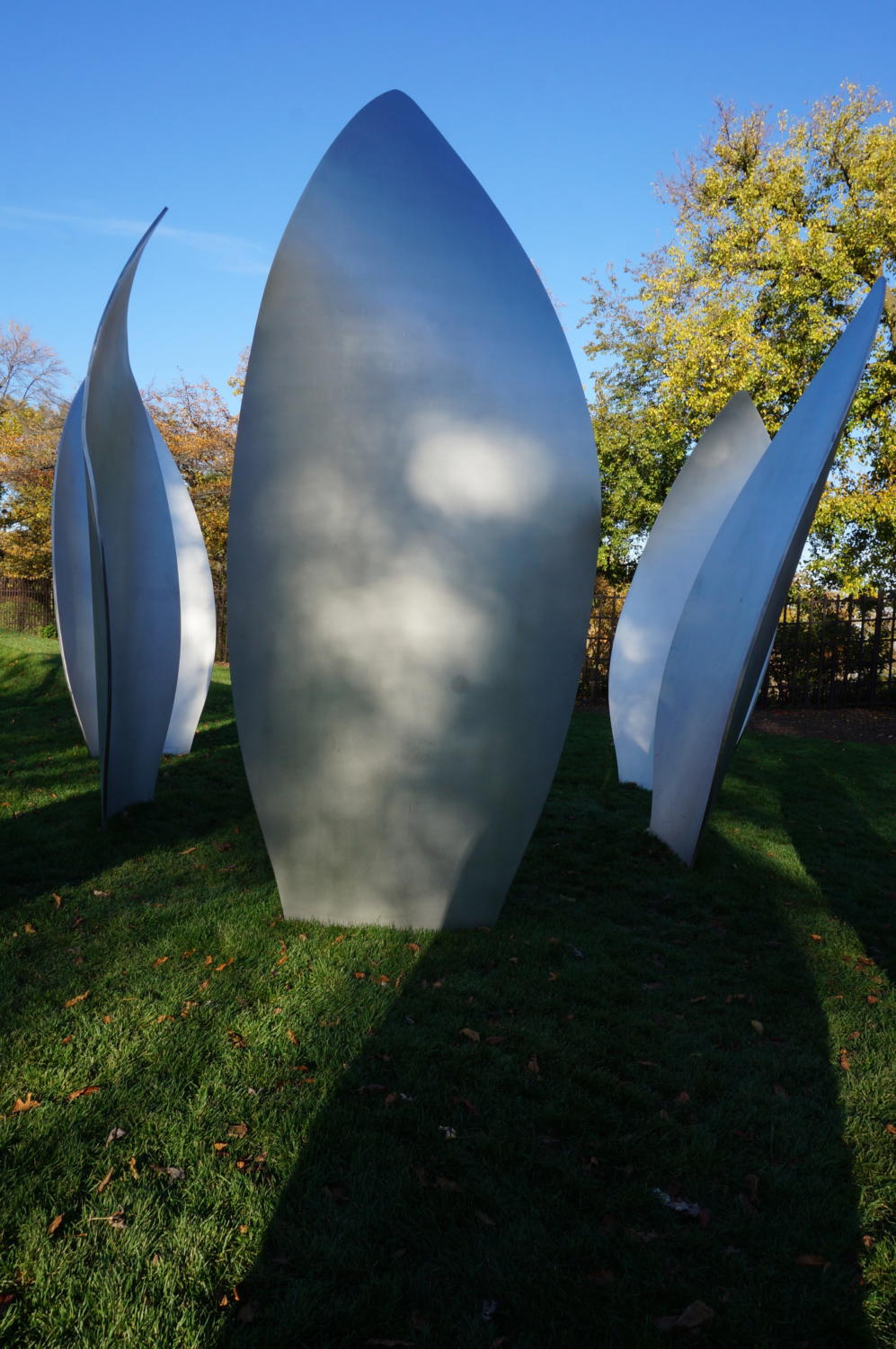 Yoko Ono's sculpture in Hyde Park features petal-like shapes.
