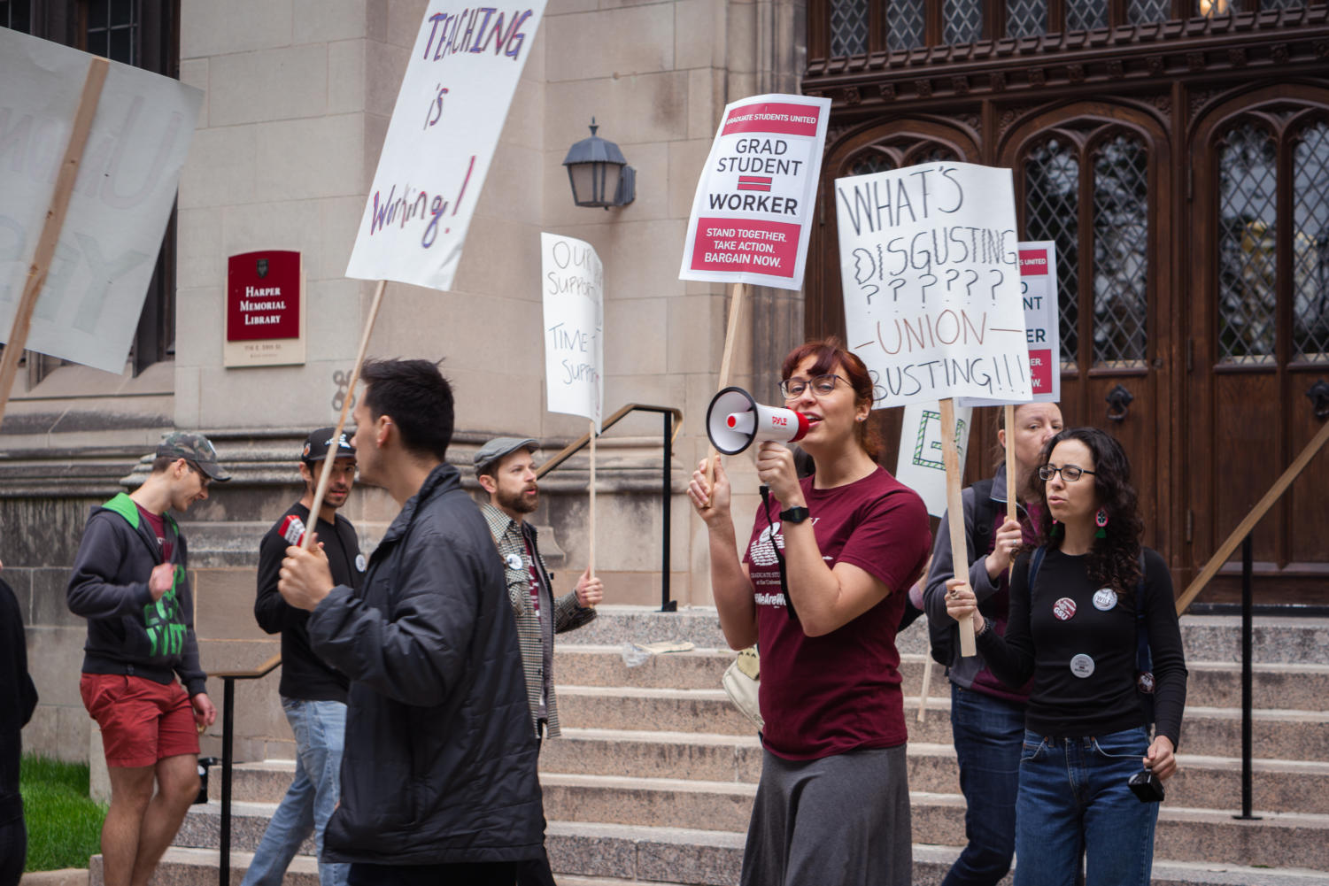 GSU protesters picket outside Harper Library.