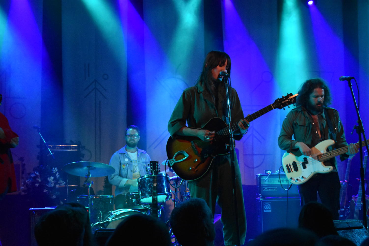 Los Angeles-based band Valley Queen opened for Laura Marling on Sunday night.