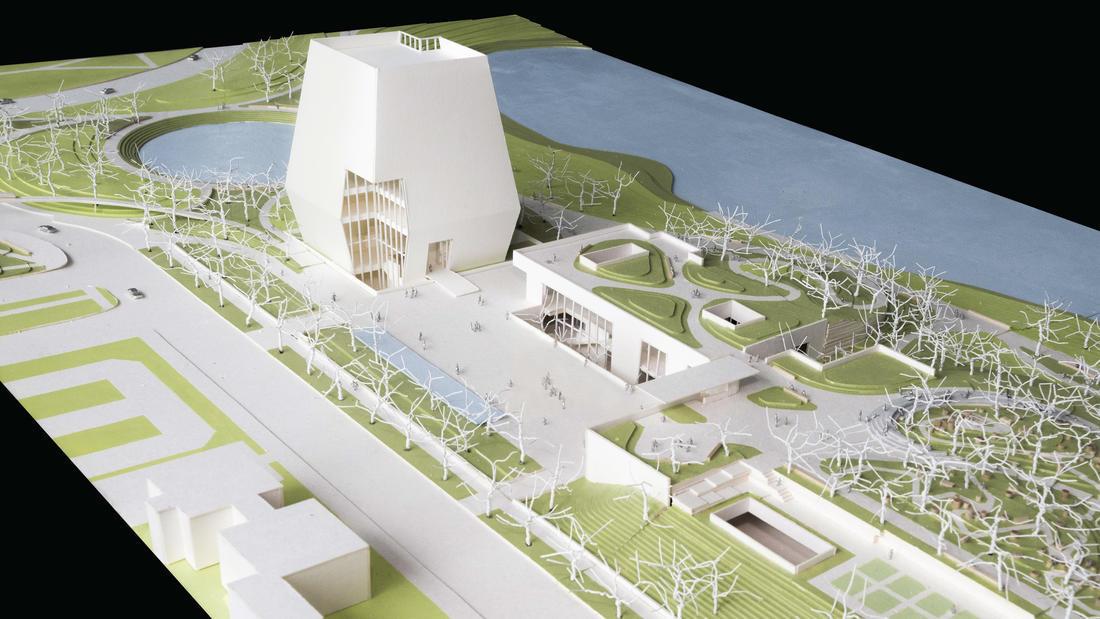 The Obama Presidential Center will feature three buildings on its campus – a museum, forum and library. Large pathways transitioning from the park to landscaped roof terraces will allow visitors to take in the surroundings of Jackson Park.