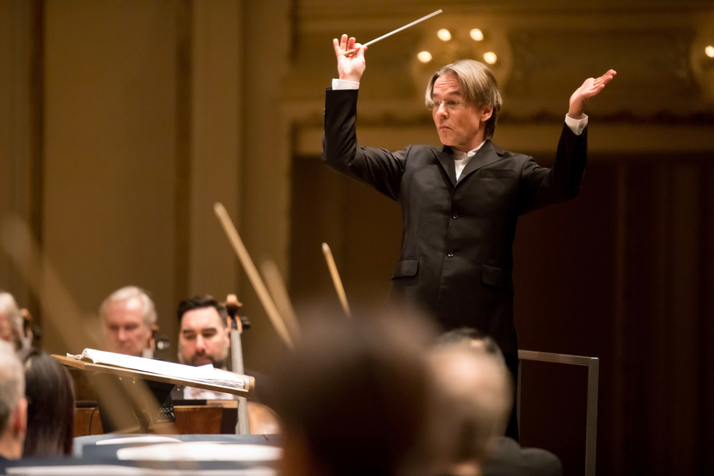 Esa-Pekka Salonen conducting the CSO in March 2017.