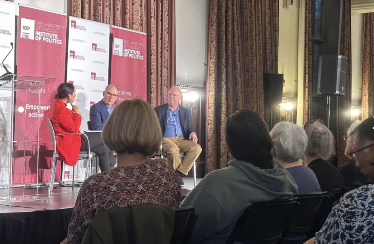 Moderator Ali Vitali (left) sits with David Axelrod (center) and Karl Rove (right) about the upcoming election cycle at Ida Noyes Hall. 