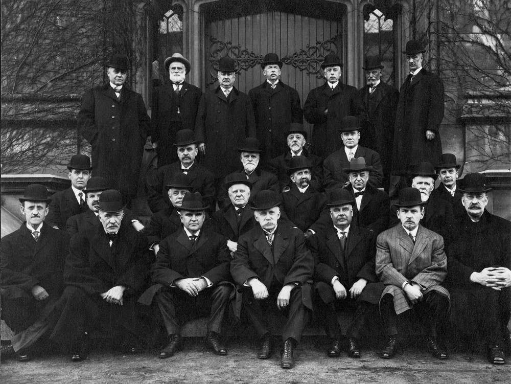 An undated, pre-1939 photo of the University of Chicago's Board of Trustees. Courtesy of the University of Chicago Photographic Archive.
